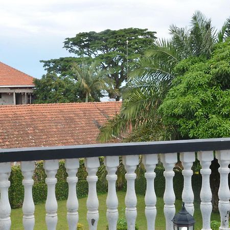 Corinya Serviced Apartments Entebbe Rum bild