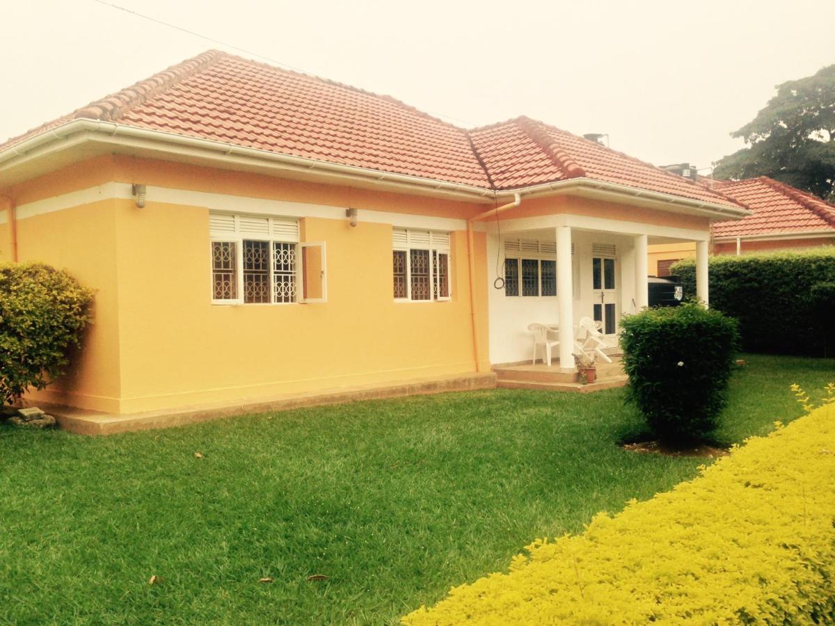 Corinya Serviced Apartments Entebbe Exteriör bild