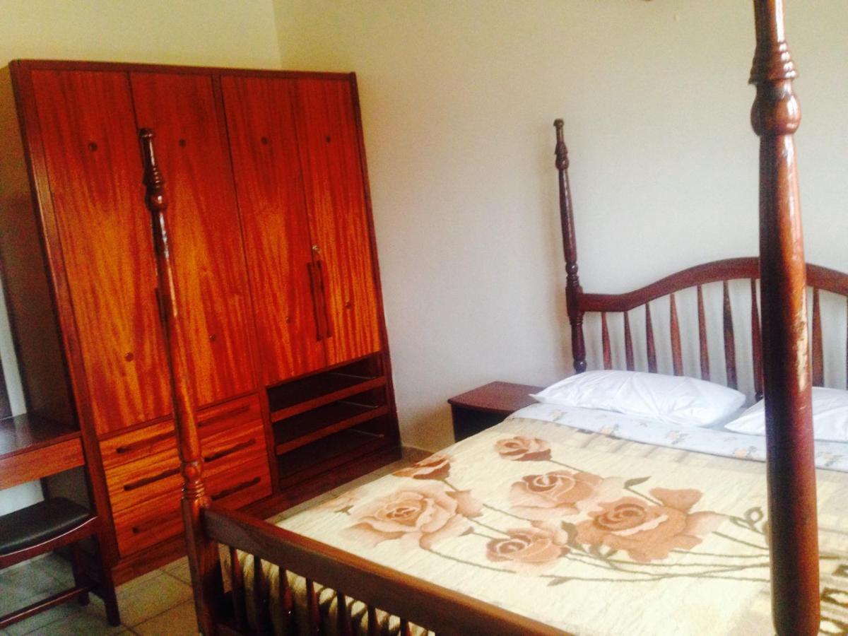 Corinya Serviced Apartments Entebbe Exteriör bild