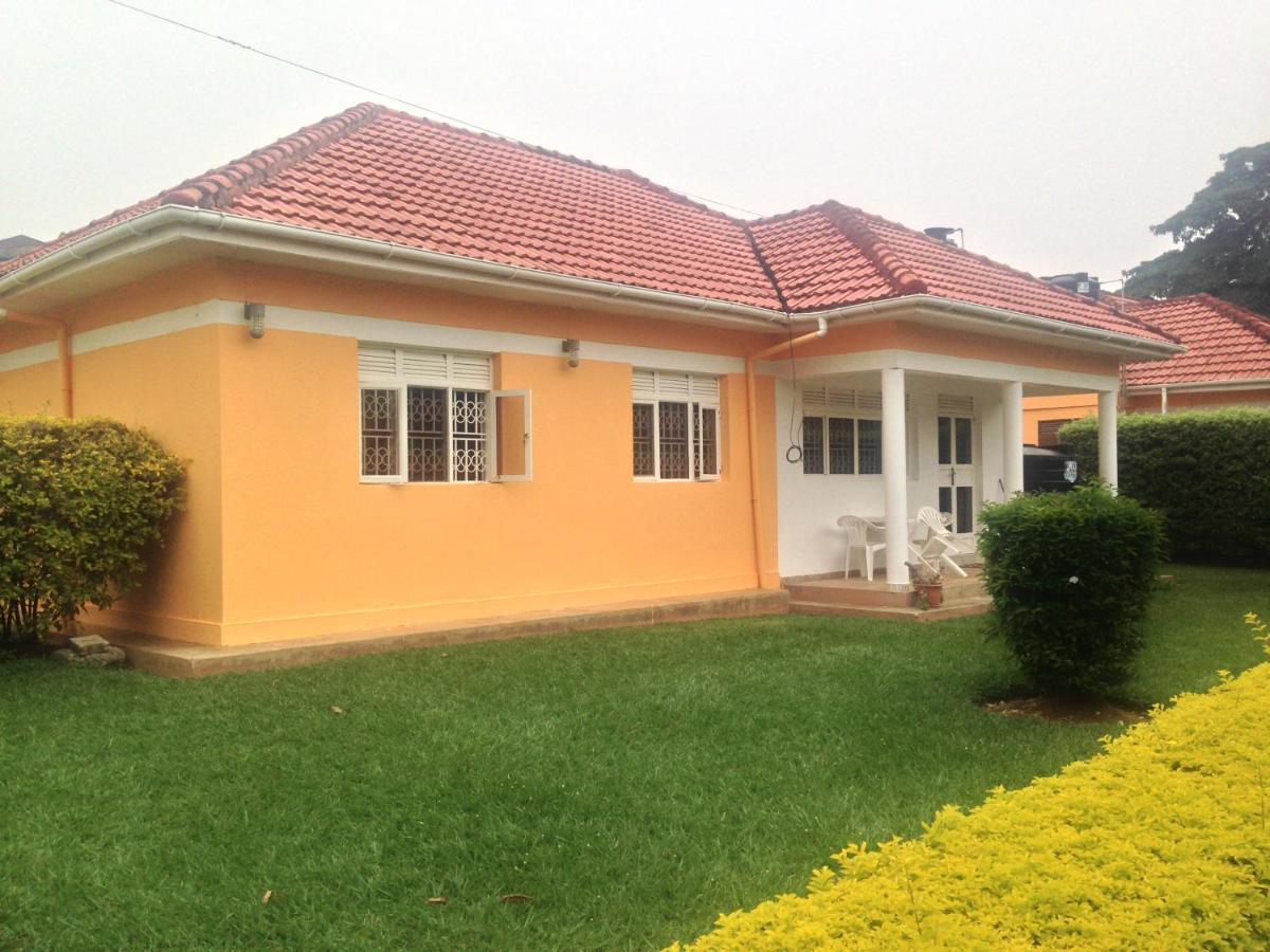 Corinya Serviced Apartments Entebbe Exteriör bild